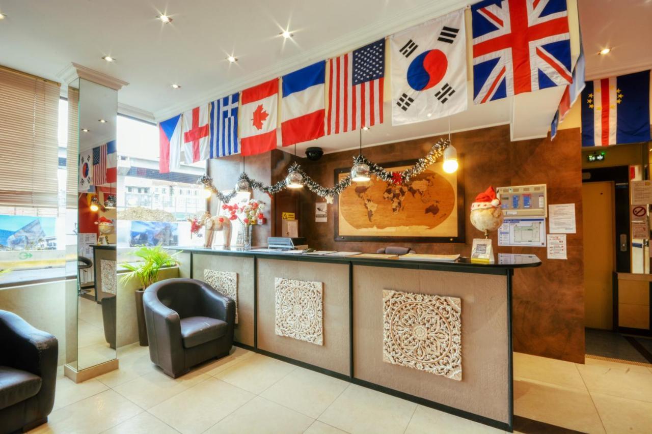 Antares Hostel Nice Exterior photo